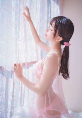 三个男人添一个女人p的视频_完整视频大全