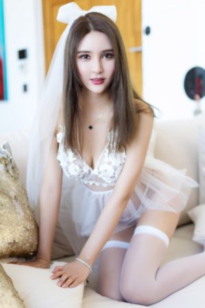 两个人嗟嗟嗟_720全集免费播放