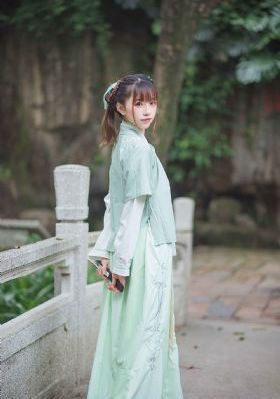 领座的怪同学_高清迅雷电影在线